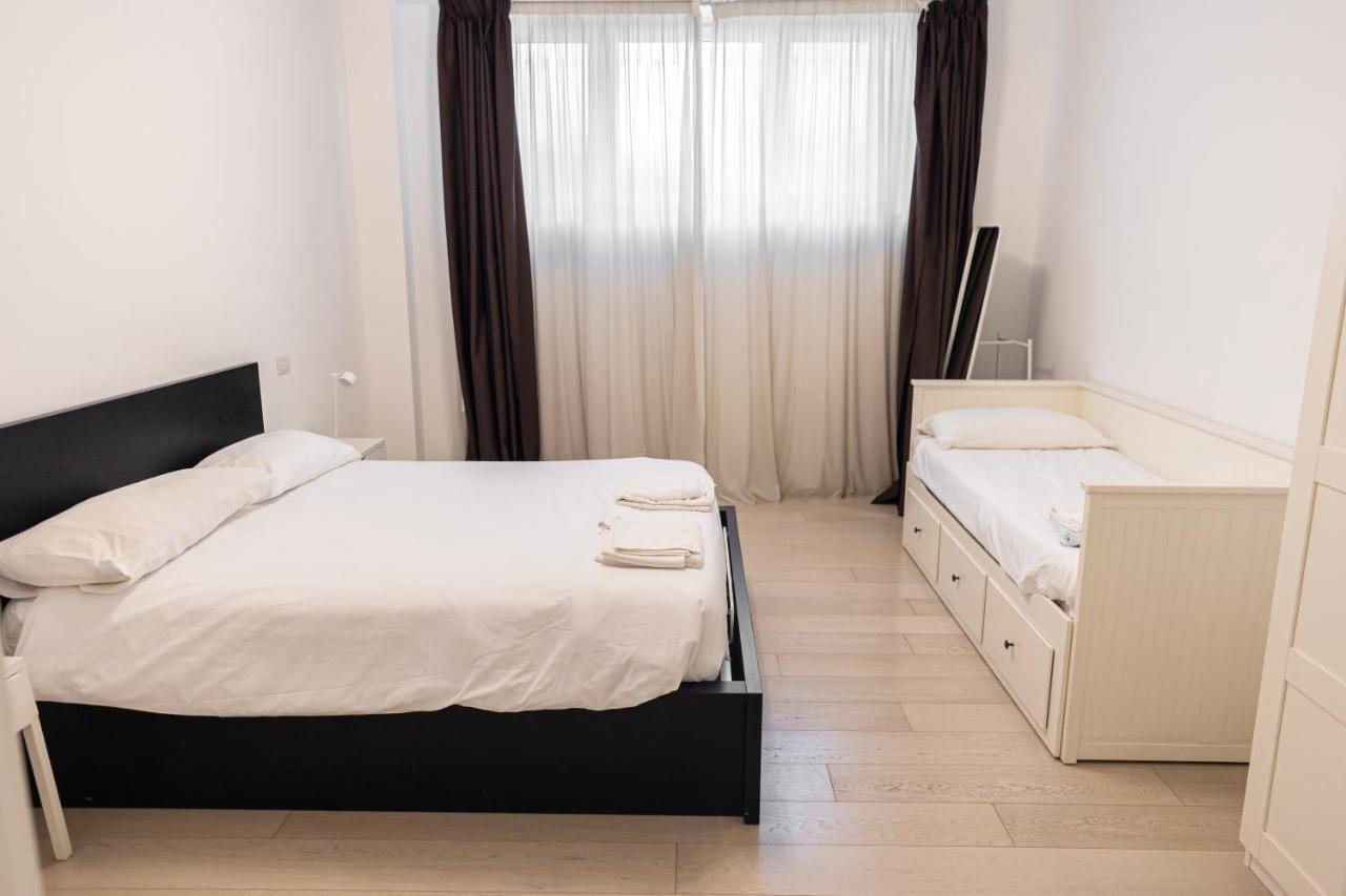 Elegante E Spazioso Quadrilocale In Porta Venezia ميلان المظهر الخارجي الصورة