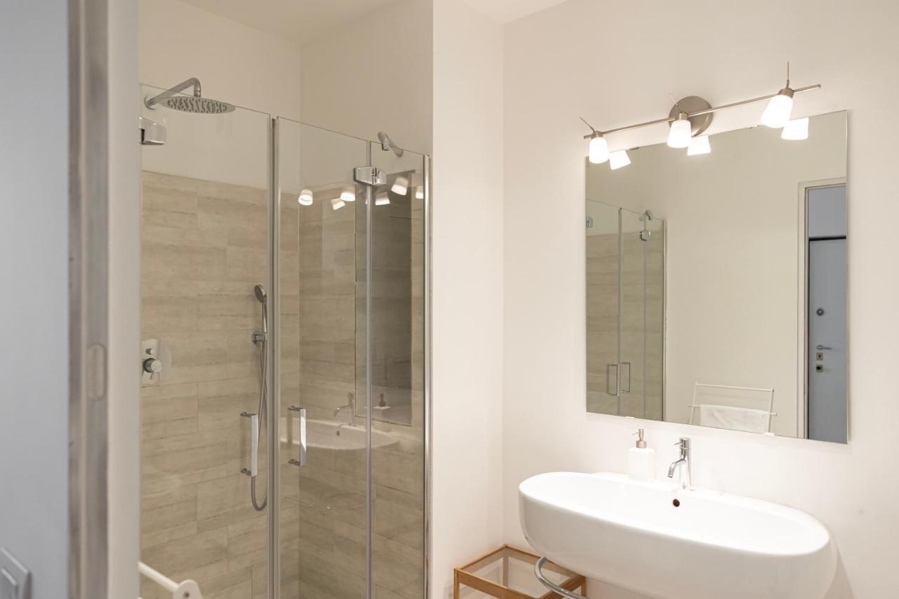Elegante E Spazioso Quadrilocale In Porta Venezia ميلان المظهر الخارجي الصورة